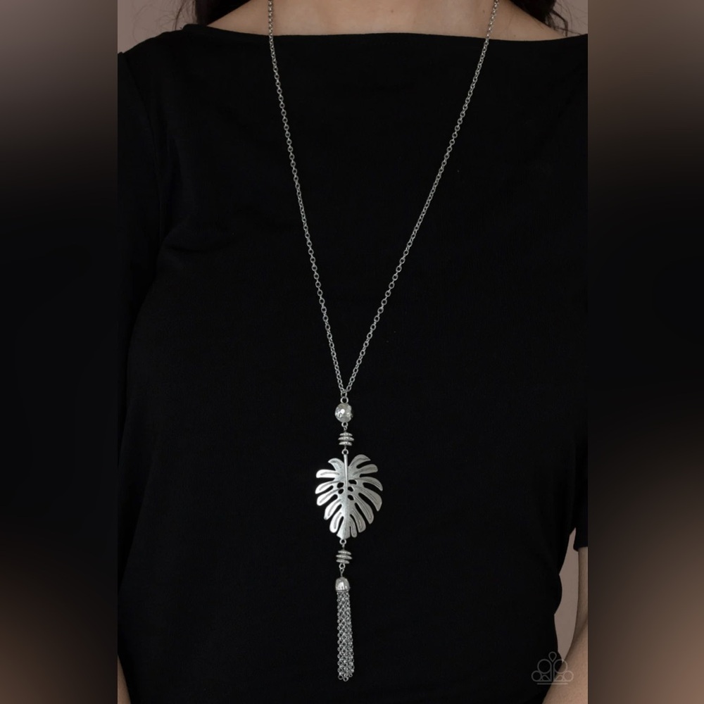 Paparazzi Jewelry - Palm Promenade Silver Necklace - Vintage